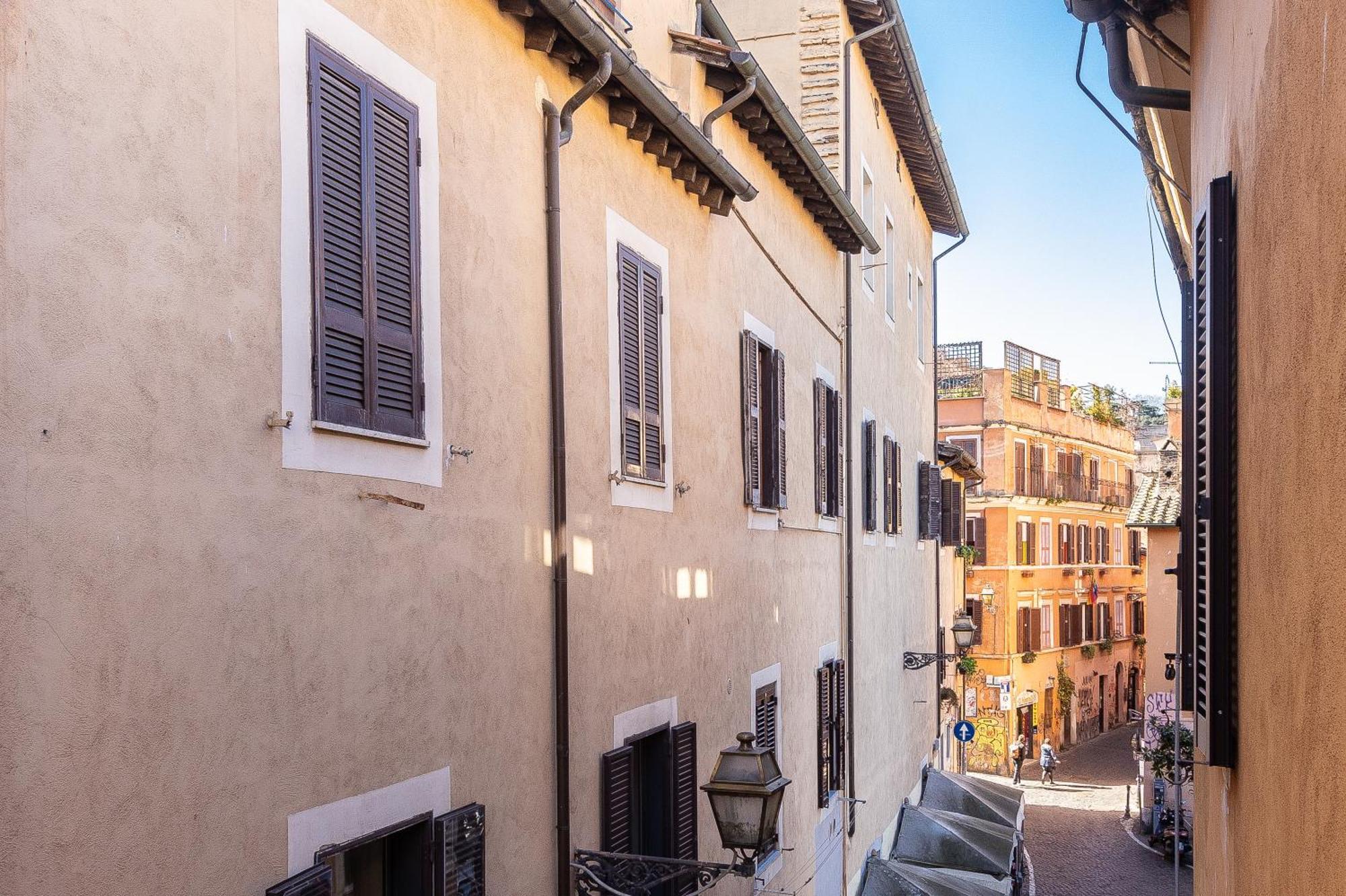 Mou Trastevere House By Rental In Рим Екстериор снимка