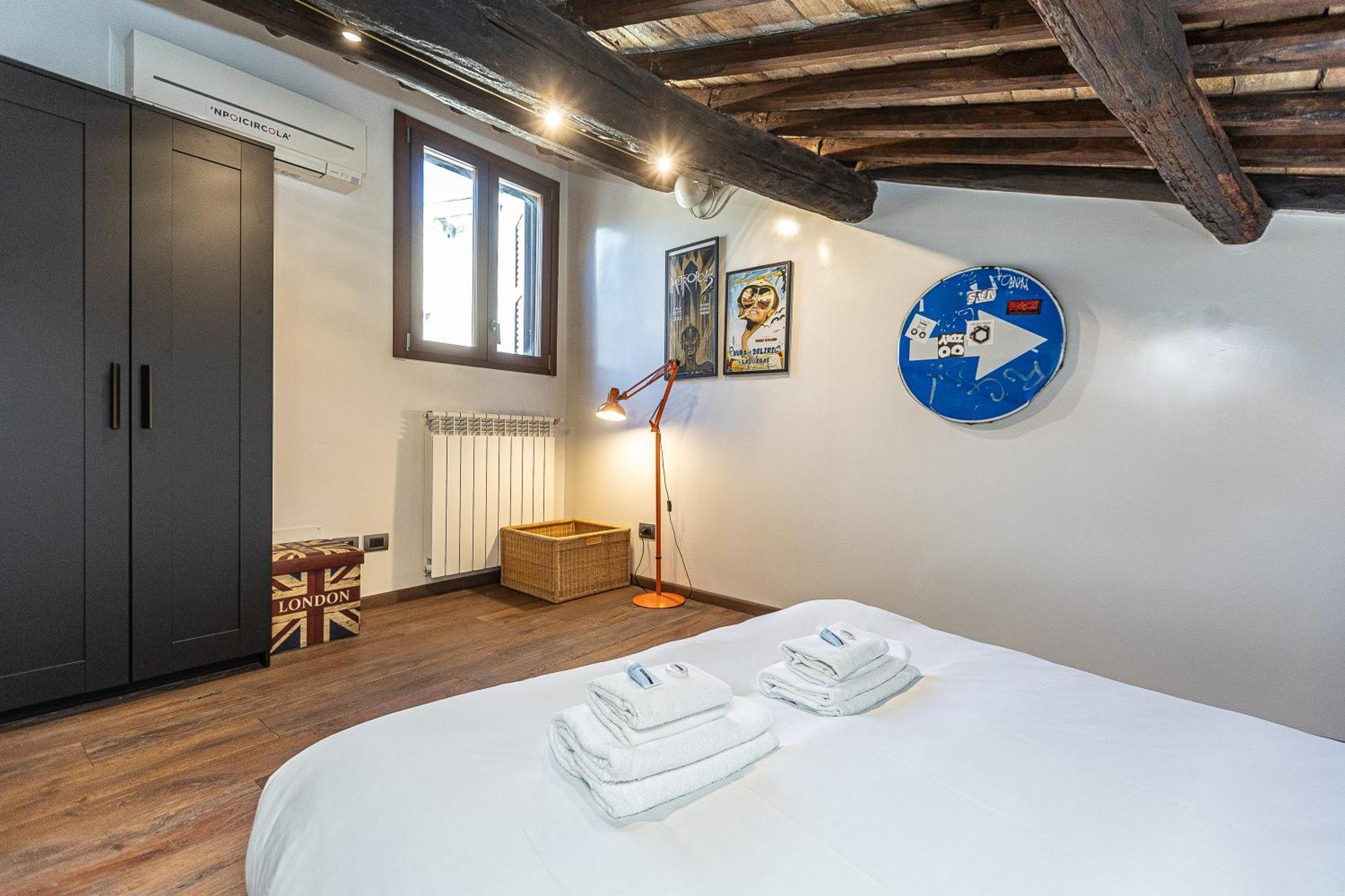 Mou Trastevere House By Rental In Рим Екстериор снимка